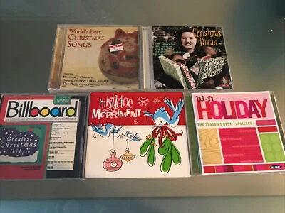 Christmas 🎄CD LOT OF 5: Crosby, Sinatra, Martin, Cole, Beach Boys, Brown - Image 1 of 2