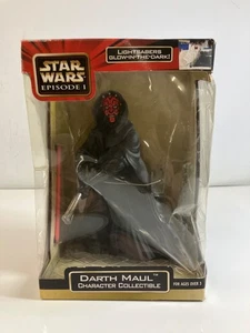 Star Wars Figur Darth Maul mit leuchtendem Lichtschwert - Bild 1 von 6