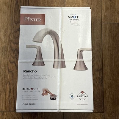 Grifo de baño Pfister Rancho 2 manijas 8" amplio + defensa de puntos de empuje y sellado Foto 1 de 4