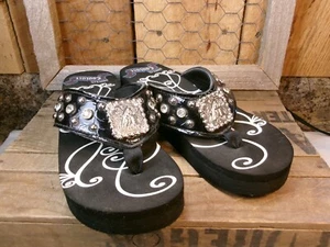 Showman Couture ~ Western Rodeo Wedge Flip Flops with Bling ~ Size 7 - Picture 1 of 10