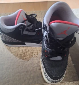 Size 6 - Jordan 3 Retro release 2011 - Picture 1 of 6