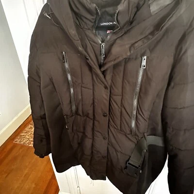 London Fog Womens Puffer Jacket W/Hood Belt Full Zip And Snaps EUC Women's XXL - Image 1 of 4