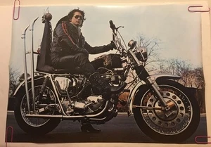 Vintage Poster High Speed Motorrad Mann & Custom Chopper Pin-Up 70er Biker - Bild 1 von 11