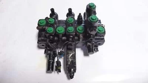 SD6/3, P0642968, 112300111 Walvoil Hydraulisches Wegeventil Neu - Bild 1 von 8