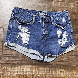 Pantalones cortos de jean American Rag Cie Cutoff junior 7 mezclilla en dificultades de media altura - Imagen 1 de 5