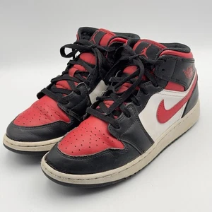 Nike Boys Air Jordan 1 Mid 554725-079 Black Basketball Shoes Sneakers 6Y READ - Picture 1 of 11