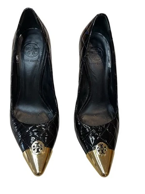 Tory Burch 黑色绗缝漆皮和金色尖头帽高跟鞋 8.5 码 — 第 1/4 张图片