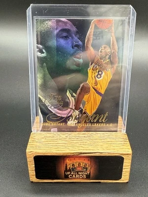 Escaparate Flair 1996-97 - Kobe Bryant #31 fila 2 (RC) Foto 1 de 3