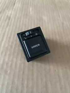 Honda Accord G4 1990-93 Integra Prelude Gen 4 Mirror Switch - JDM Pre-owned - Picture 1 of 8