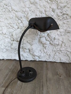 alte Art Deco Bankerslampe / Bauhaus Design Schreibtischlampe - Original Patina - Bild 1 von 18