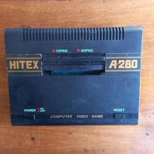 Hitec A280 Console di gioco 8 bit RARA 72/60 pin NES FAMICOM - Foto 1 di 10