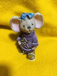 Resin Girl Mouse - Picture 1 of 6