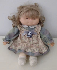Vintage Tawney Emotions Puppe 1983 mit Kleid 14" Vintage Mattel - Bild 1 von 9
