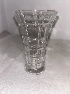 Makasa Monarchy 4.75" Bud Vase Clear Box Cut Glass - Picture 1 of 8