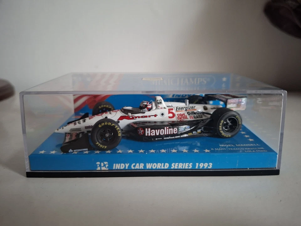 Minichamps Indycar 1:43 Newman Haas Lola Ford Nigel Mansell 1993 Model. New - Image 1 of 4