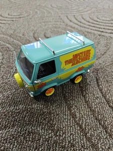 Jada Toys - 1:24 Diecast Mystery Machine With Scooby Collectible - Picture 1 of 4