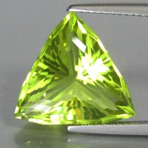 Quarzo limone naturale lucido 8,52 ct 14,2 mm fantasia trilione Brasile gemma - VDO - Foto 1 di 4