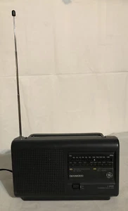 Vtg GE 7-2662C 2 Band Portable AM/FM Radio Receiver. Tested. Handle. Ac/dc - Picture 1 of 7