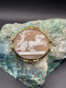 Broche camafeo concha antiguo muy grande - Diosa de la victoria en cuadriga, alrededor de 1900-1920 - Imagen 1 de 20