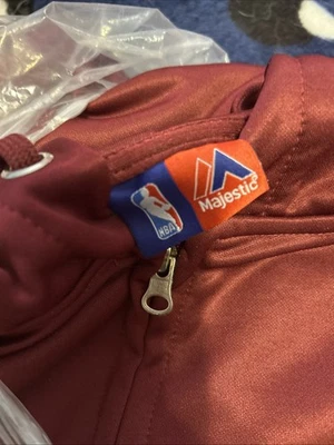 Chaqueta con cremallera Cleveland Cavaliers 6 XL nunca usada o sin plástico Foto 1 de 2