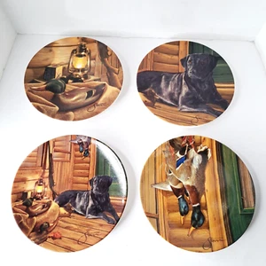 Decorative Ceramic Dish/Coaster 4.5'' Black Lab & Ducks Hunting - Picture 1 of 9