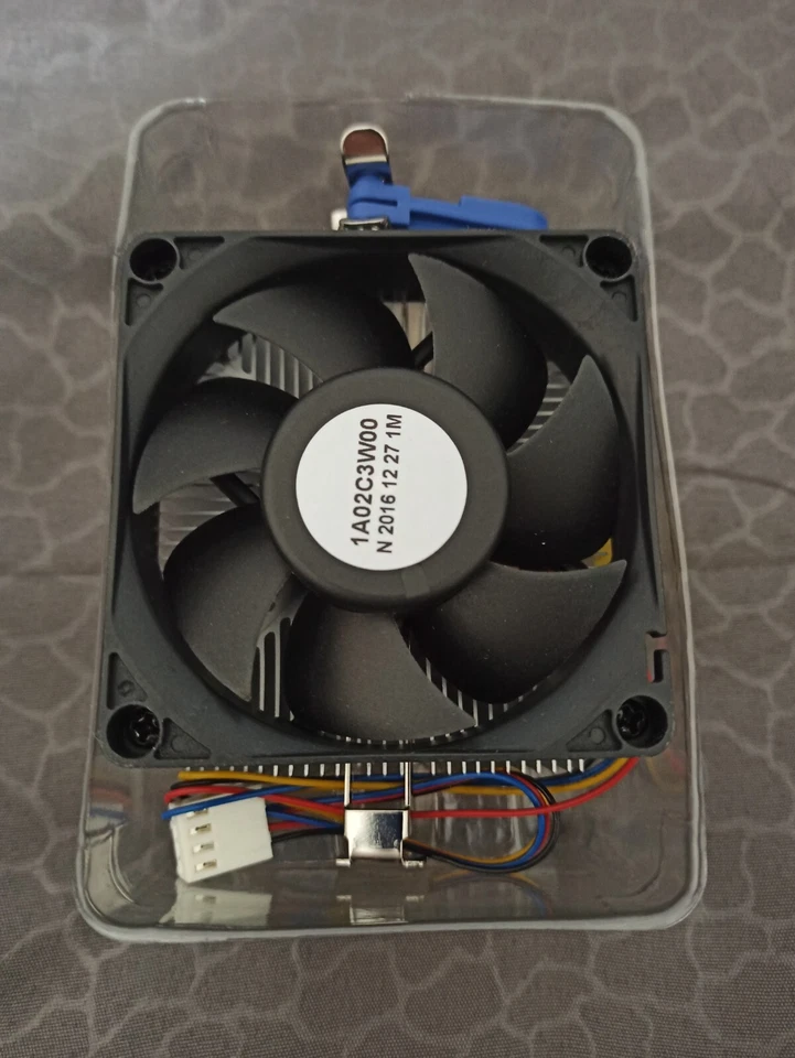 Dissipatore CPU Socket FM1/AM3+/AM3/AM2+/AM2/1207/940/939/754 / 100 watt TDP - Immagine 1 di 1