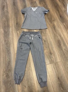 FIGS Technical Collection Scrubs Women Set XS TOP -XXS/P Bottom LIGHT GRAY - Picture 1 of 5