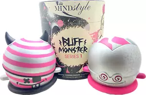 BUFF MONSTER SERIE 1 VINILE ARTE GIOCATTOLO GIOCATTOLI MINDSTYLE KIDROBOT LOTTO DI 2 DANNEGGIATI - Foto 1 di 10