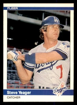 1984 Fleer #117 Steve Yeager Los Angeles Dodgers - Image 1 of 2