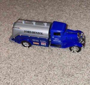 Tins Toys 1:43 Scale 1934 Ford BB-157 Roll-back and Go Oil Tanker Truck Blue - Picture 1 of 4
