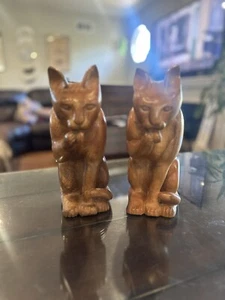 VINTAGE Hand Carved Wooden Siamese Cats, 1981 - Picture 1 of 4