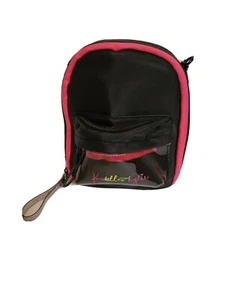 Kendall + Kylie Vanity That Converts Into a Crossbody - Picture 1 of 5