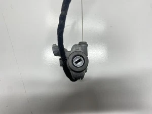 2001-2005 VOLKSWAGEN PASSAT IGNITION SWITCH WITHOUT KEY OEM - Picture 1 of 12