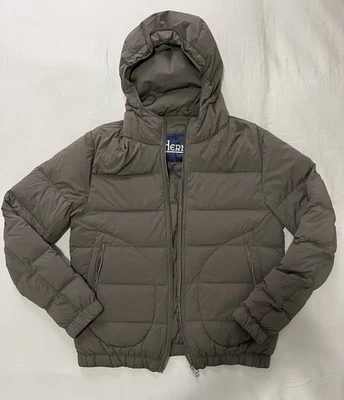 HERNO Men’s Lightweight Hooded Puffer Jacket Olive Green – Size M - Image 1 of 4