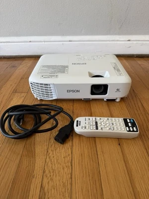 Epson VS260 Projector, 3,300 Lumens Color Brightness HDMI Computer 1.6K Hours - Image 1 of 4
