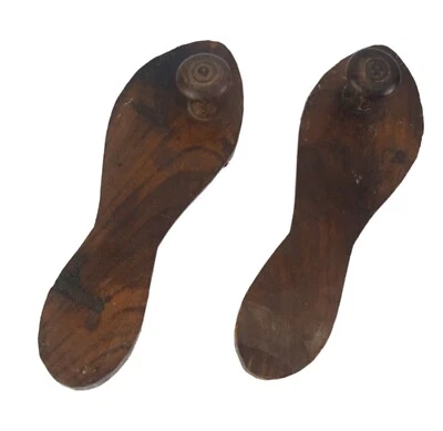 Wood Temple Sandals Old Hindu Religious Wooden Sleeper (Charan Paduka). i71-787 - Image 1 of 4