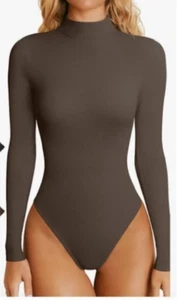 Body OQQ Sexy Acanalado Cuello Tutle Manga Larga, Marrón, Talla L - Imagen 1 de 3