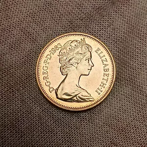 1x 1983 UNC Great Britain 5 Pence - BU Coin - Only 106,800 Minted - Elizabeth II - Picture 1 of 7
