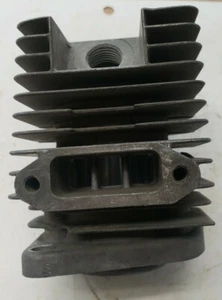 Veraltet NOS Poulan Kettensäge ZYLINDER Punkt Ign ORIGINAL OEM 11245 S25D DA CVA - Bild 1 von 6