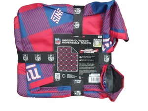 NFL N.Y. GIANTS - " INDOOR/OUTDOOR REVERSIBLE THROW BLANKET " NFL APPROVED/NEW - Picture 1 of 3