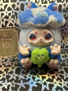Peluche Kimmon 'O'Chichi': Lobo Azul Nuevo en Bolsa Abierta, Tarjeta (Sin Caja) - Imagen 1 de 5