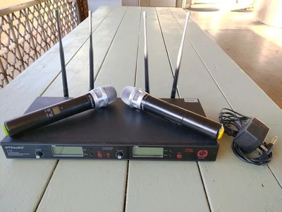 GTD-Audio G-788 Wireless Dynamic Microphone UHF System with Mics - Image 1 of 3