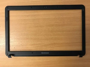Lenovo IdeaPad B550 LCD screen Bezel Surround Trim Cover AP0DC000100 - Afbeelding 1 van 2