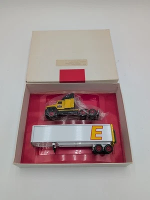 Camión Winross Estes Express Lines 1/64 Foto 1 de 2