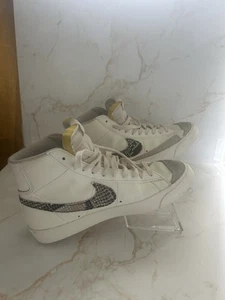 Damen Vintage Nike Blazer Mid '77 Snake Print In Off White UK 6 - Bild 1 von 15