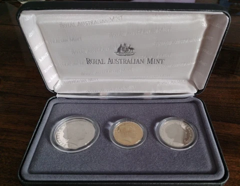 2001 Centenary of Federation, State Proof 3 Coin Set, Queensland Cover