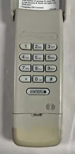Liftmaster Garagentoröffner Funktastatur Modell 377LM - Bild 1 von 4