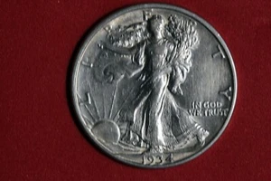 ESTATE FIND 1934 - D WALKING LIBERTY HALF DOLLAR!! #N06303 - Picture 1 of 2