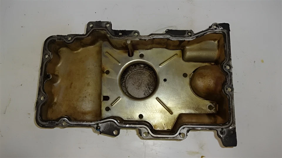 1995-2000 Ford Contour Escape Mazda 6 Tribute MPV Van Engine Oil Pan OEM - Image 1 of 4