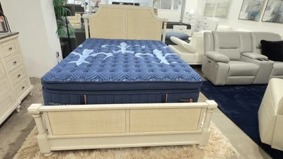 Stearns & Foster Lux Estate Elite Medium Pillowtop Queen Mattress  w/Rize Base - Image 1 of 4